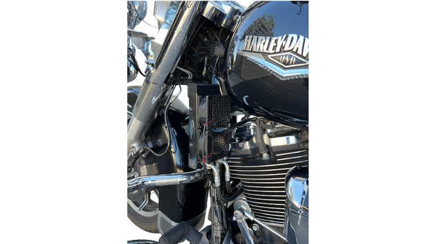 ULTRACOOL Oil Cooler for M8 Touring models with “Chopped” Engine Guard or Road Glide “Fairing Spoiler Oil- Naked - Black